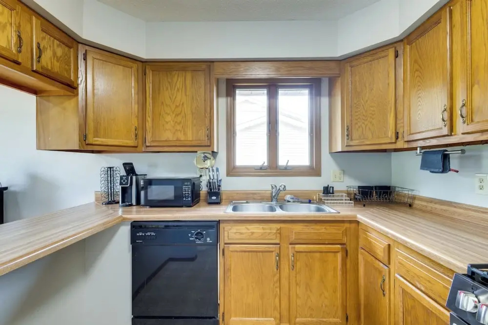 Lakefront Family Home 13 Mi From Gateway Arch!