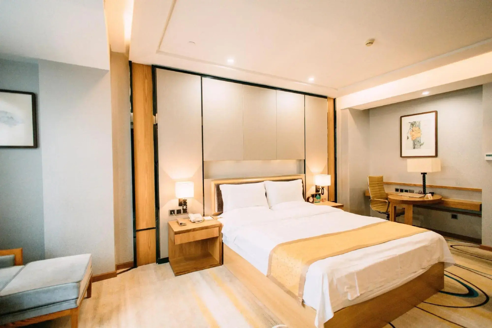 Junlong Business Hotel