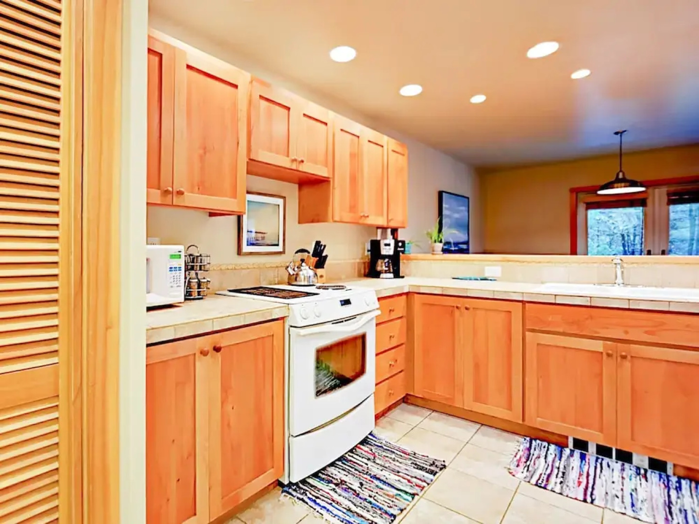 Coastal Retreat 3 Bedrooms 2 Bathrooms Home