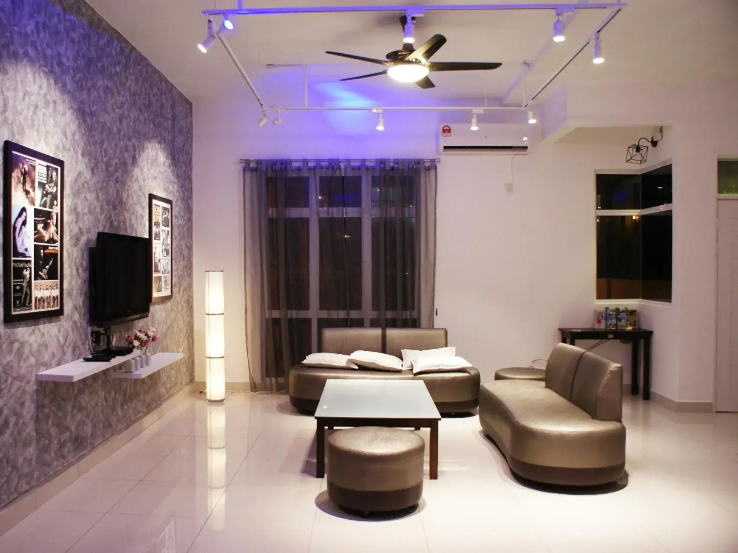 Shamrock Seaview 11 Beach Villa