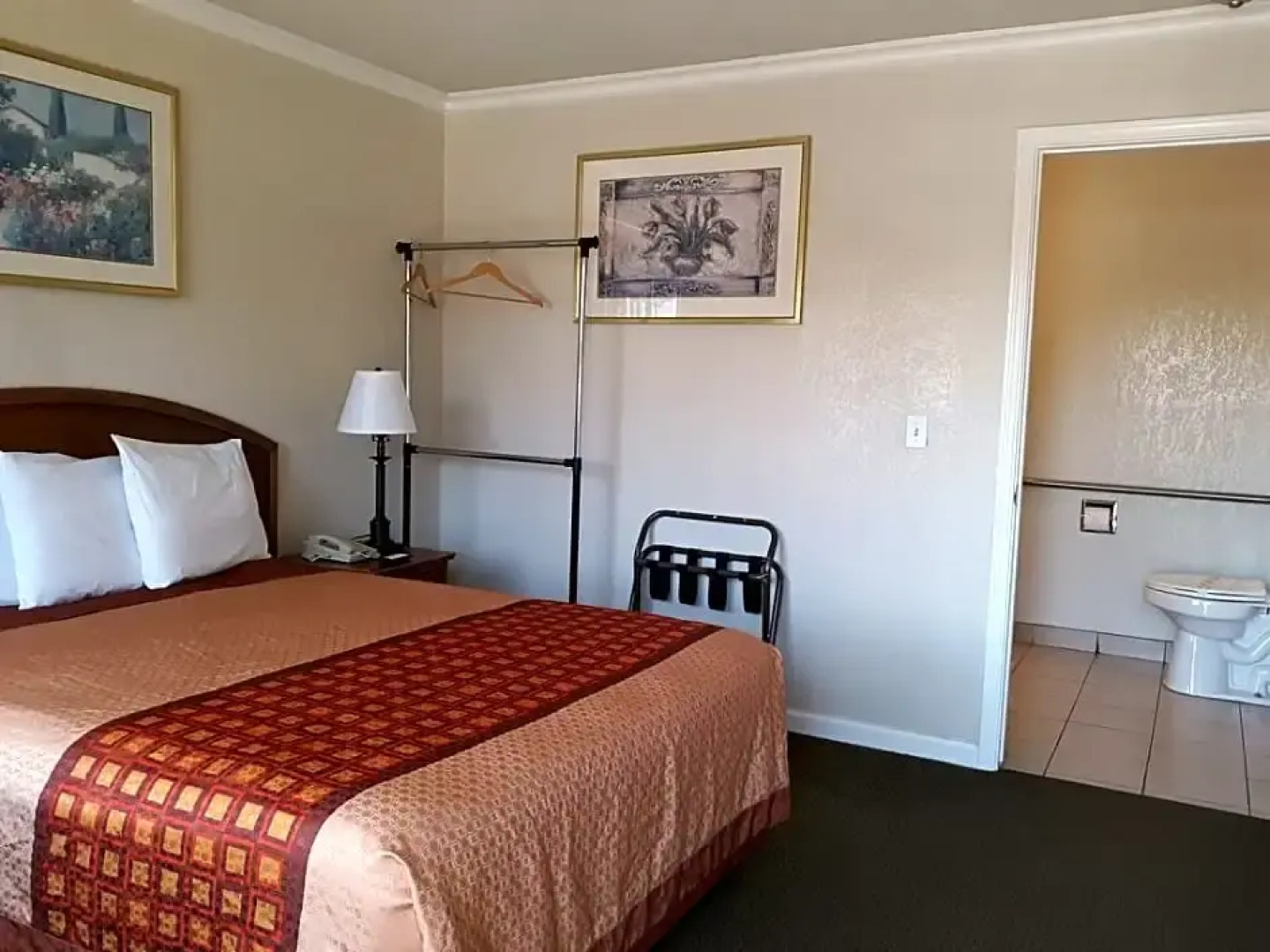 OYO Hotel North Bay at Petaluma