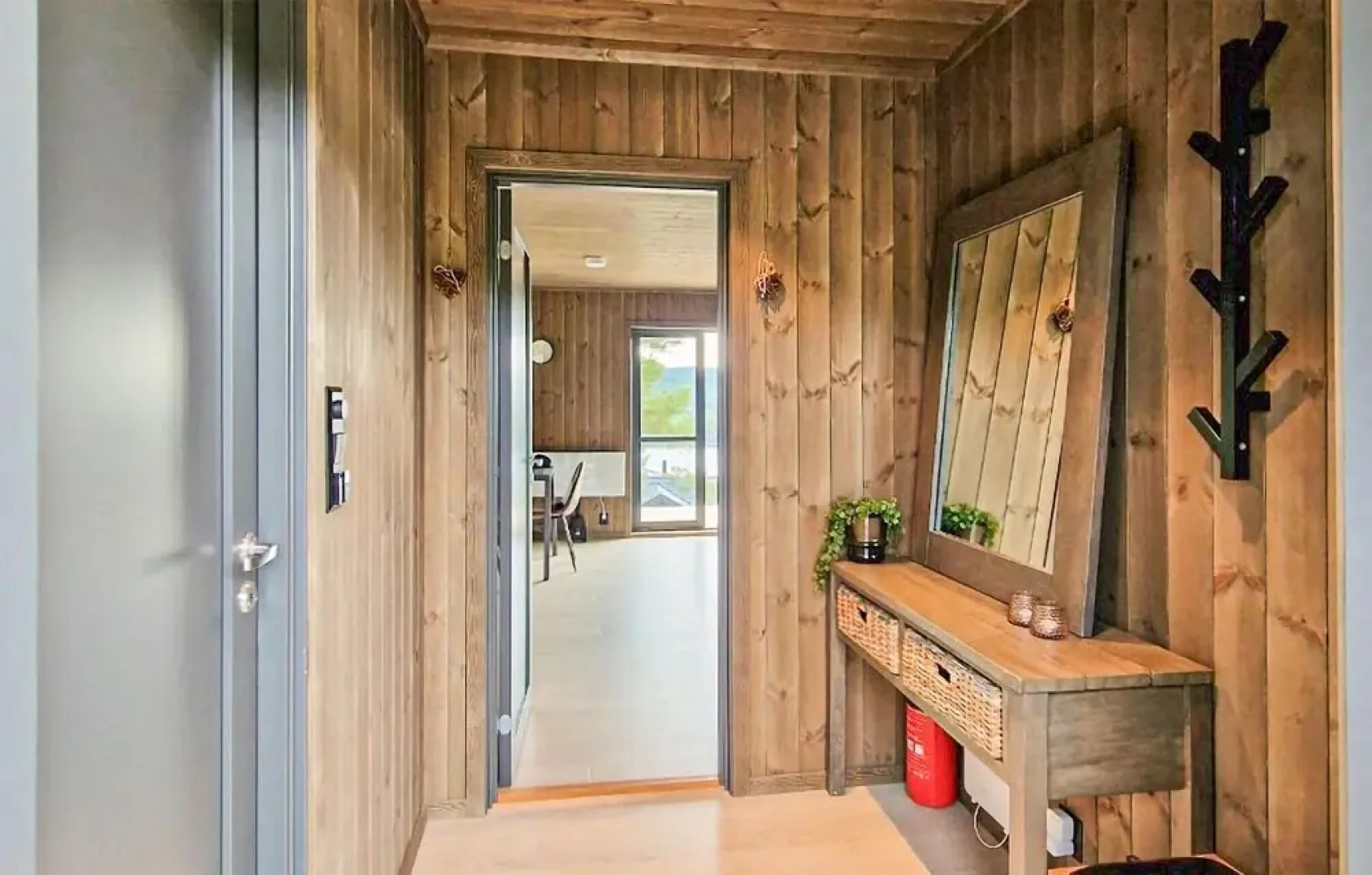 Amazing Home in Sannidal With 3 Bedrooms, Jacuzzi and Wifi