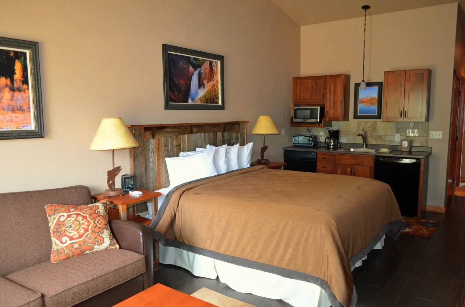 Yellowstone Valley Lodge, an Ascend Collection Hotel
