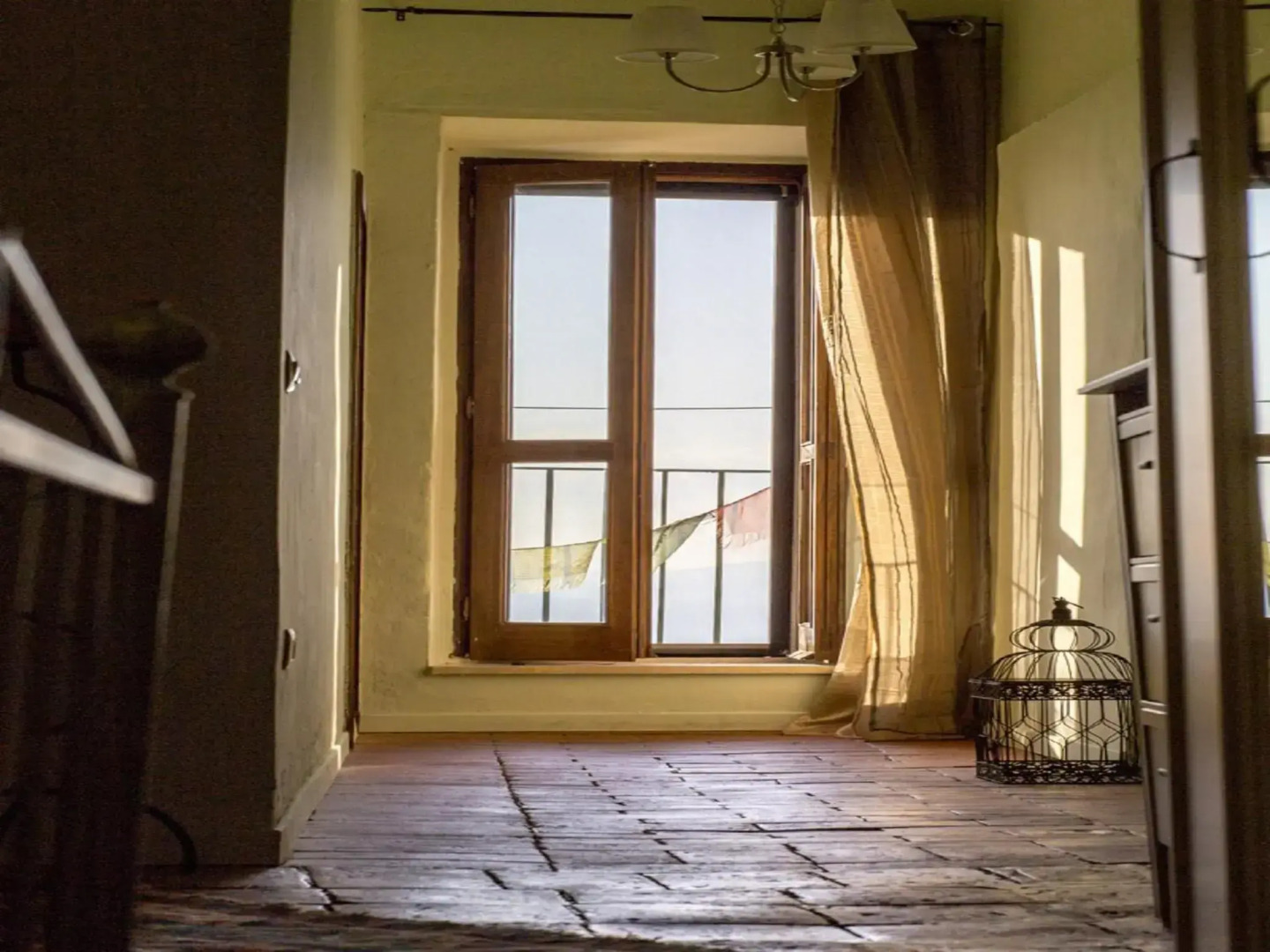 Casa Della Torre In Borgo Medievale