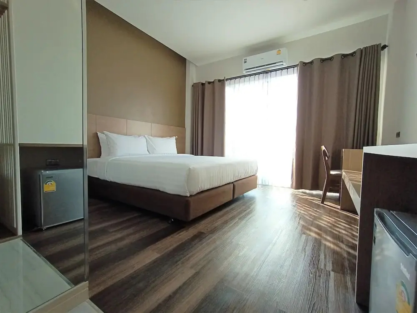 The Vienna Place Hotel