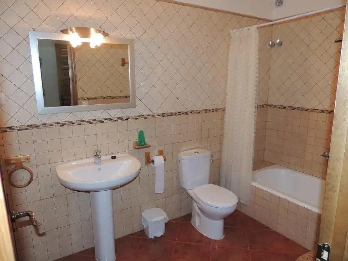 Las Bodegas Del Gilo