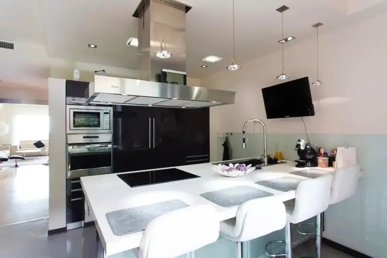 Villa With 4 Bedrooms in Badalona, With Wonderful sea View, Private Pool, Furnished Terrace Near the Beach