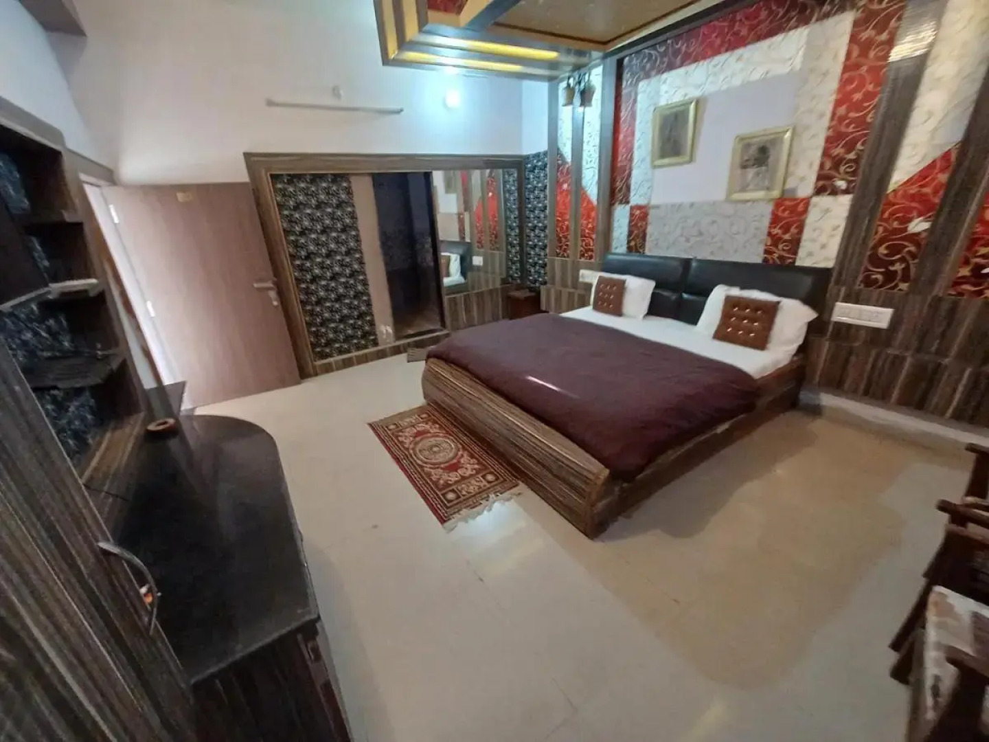 Pushkar Gypsy Campozon