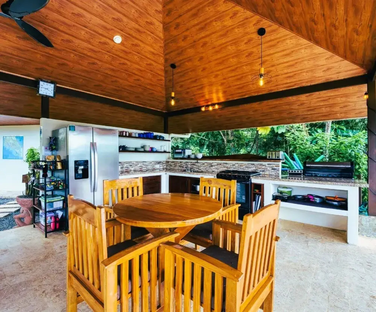 Nature's Edge Boutique Hotel