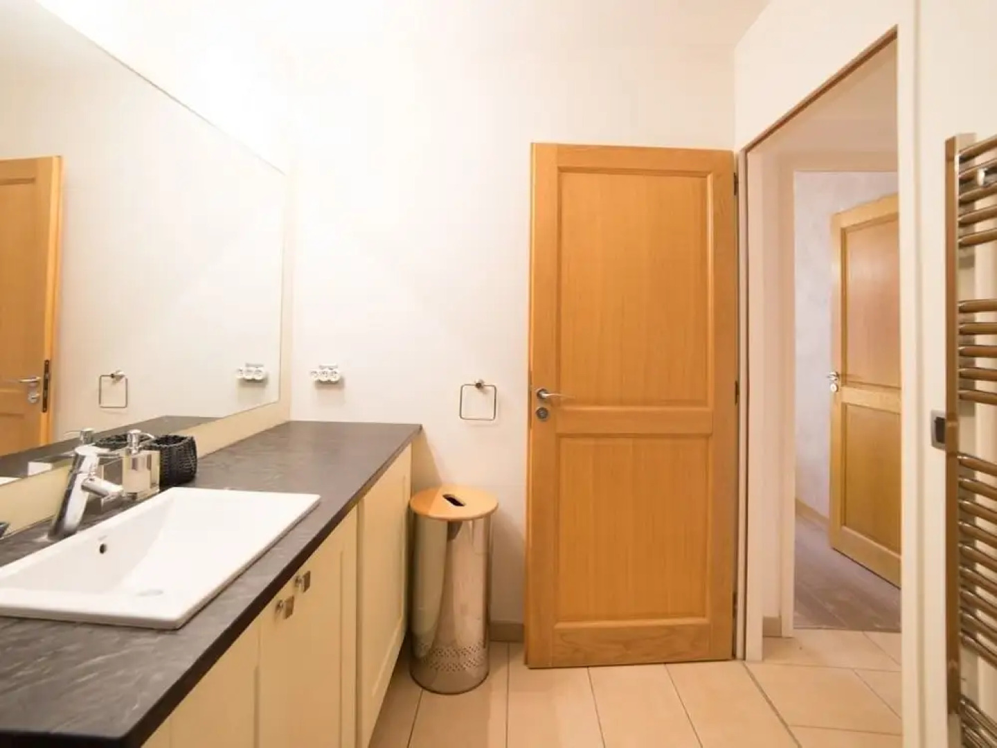 Emeraude - Magnifique T2 + Piscine+ Parking