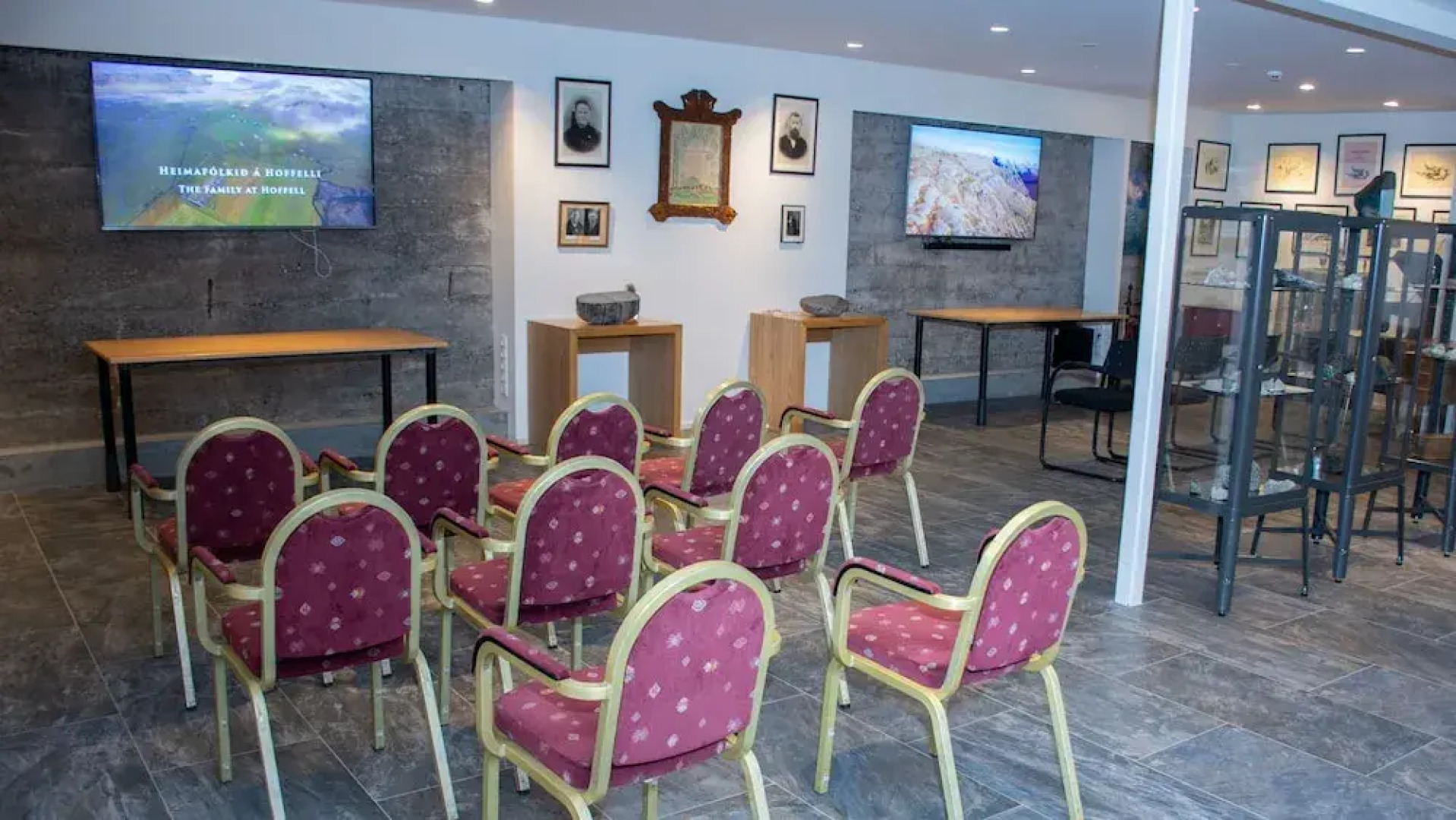 Glacier World - Hoffell