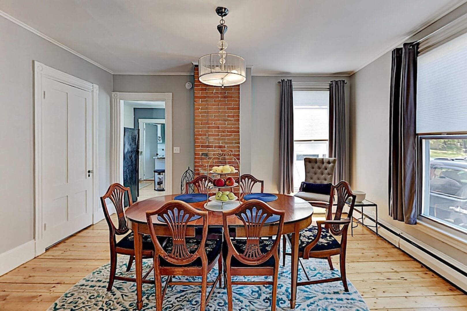 Adorable & Updated In The Heart Of Freeport 3 Bedroom Home