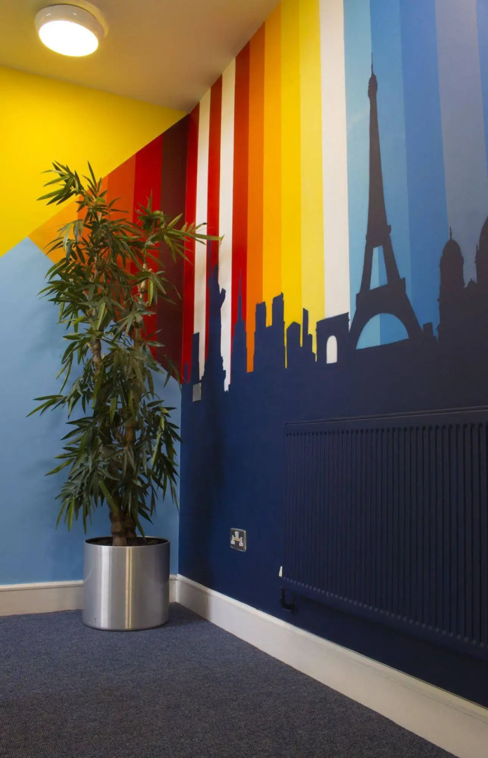 Snoozles Tourist Hostel
