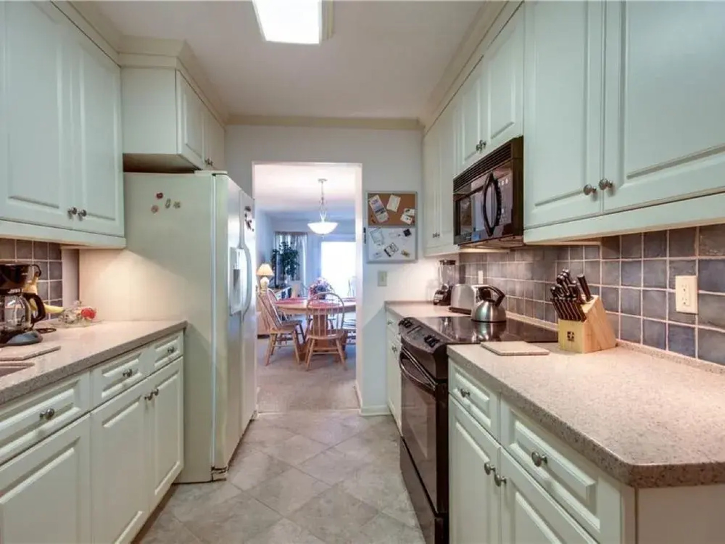 Beach Club 25 by RedAwning