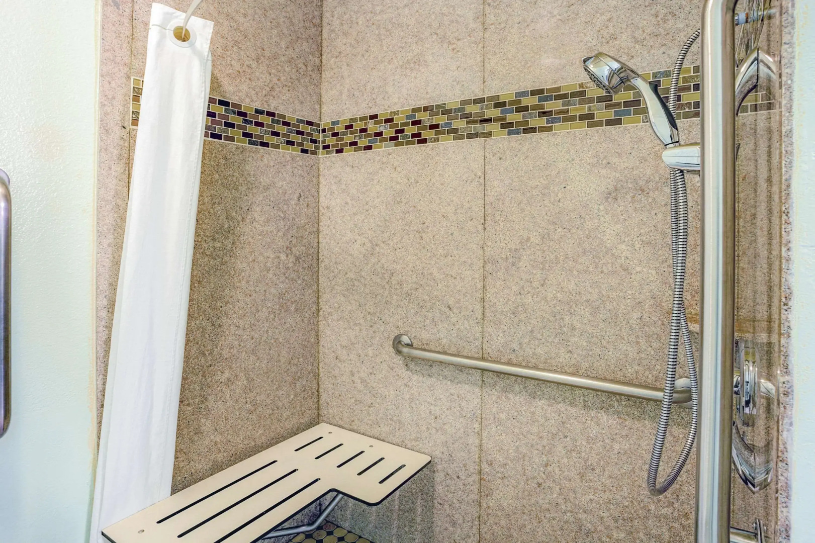 Super 8 by Wyndham Yreka