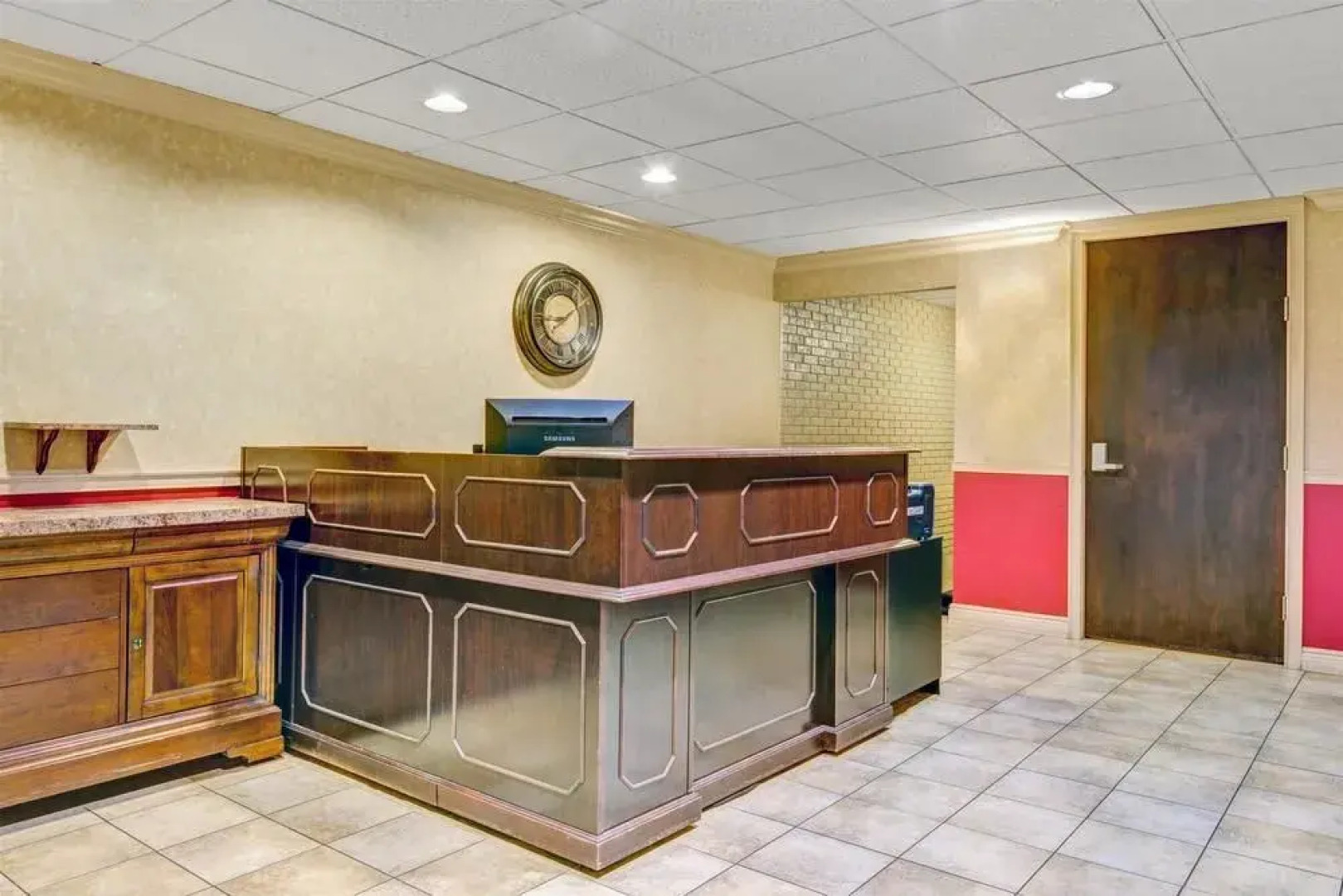 Super 8 Hartford South - Rocky Hill