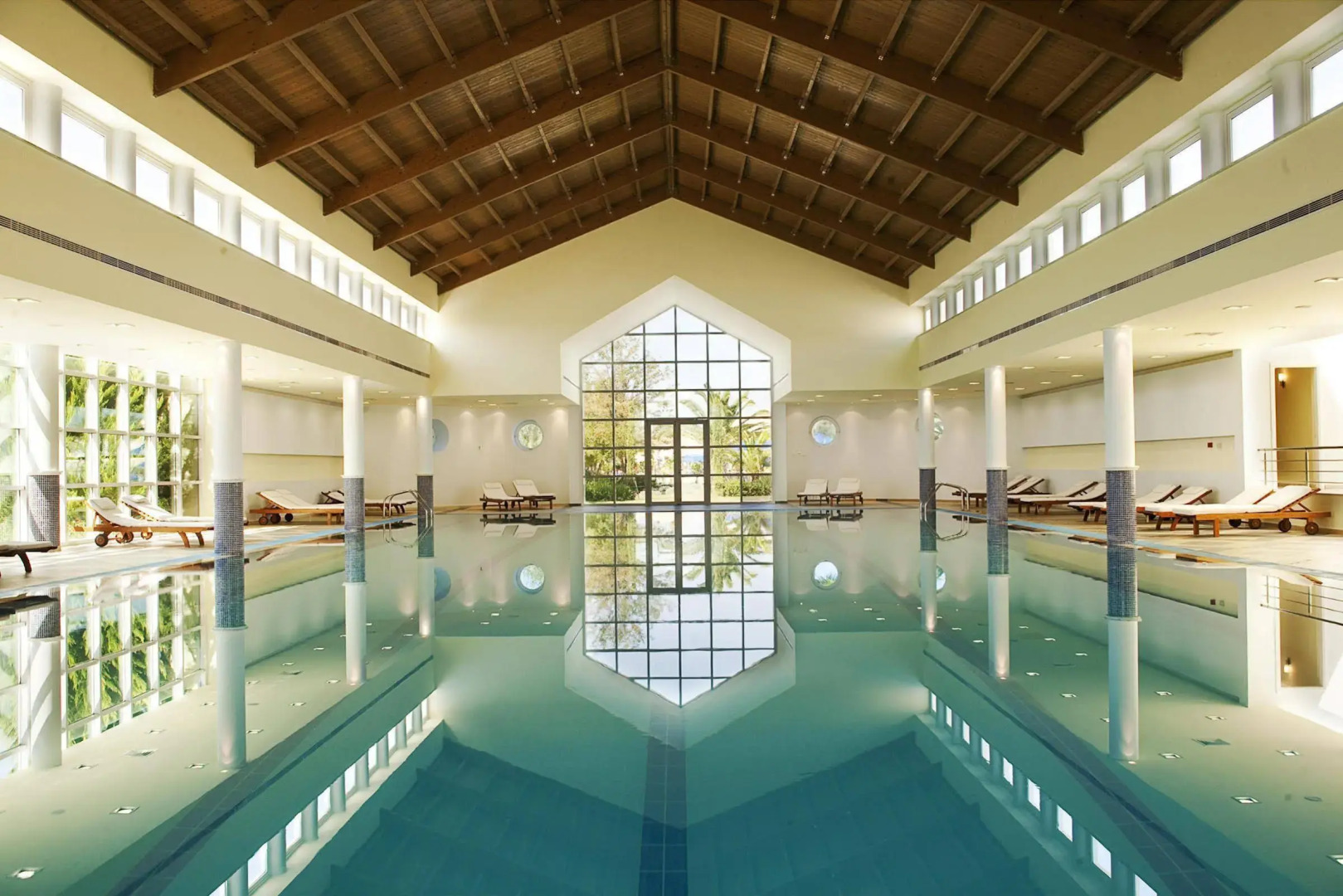 Neptune Luxury Resort