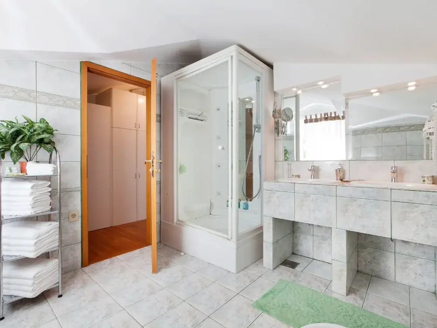 Peaceful Villa in Lovran With Swimming Pool