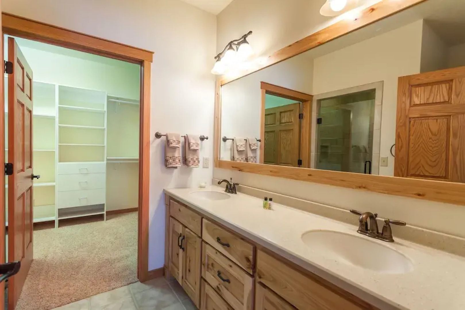 Copperwood #17 - 3 Br Condo