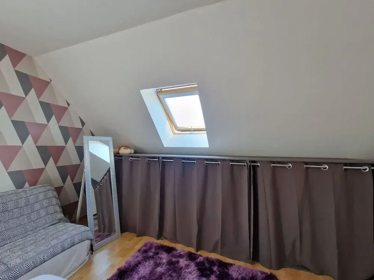 Holiday House With Private Pool in a Shared Property