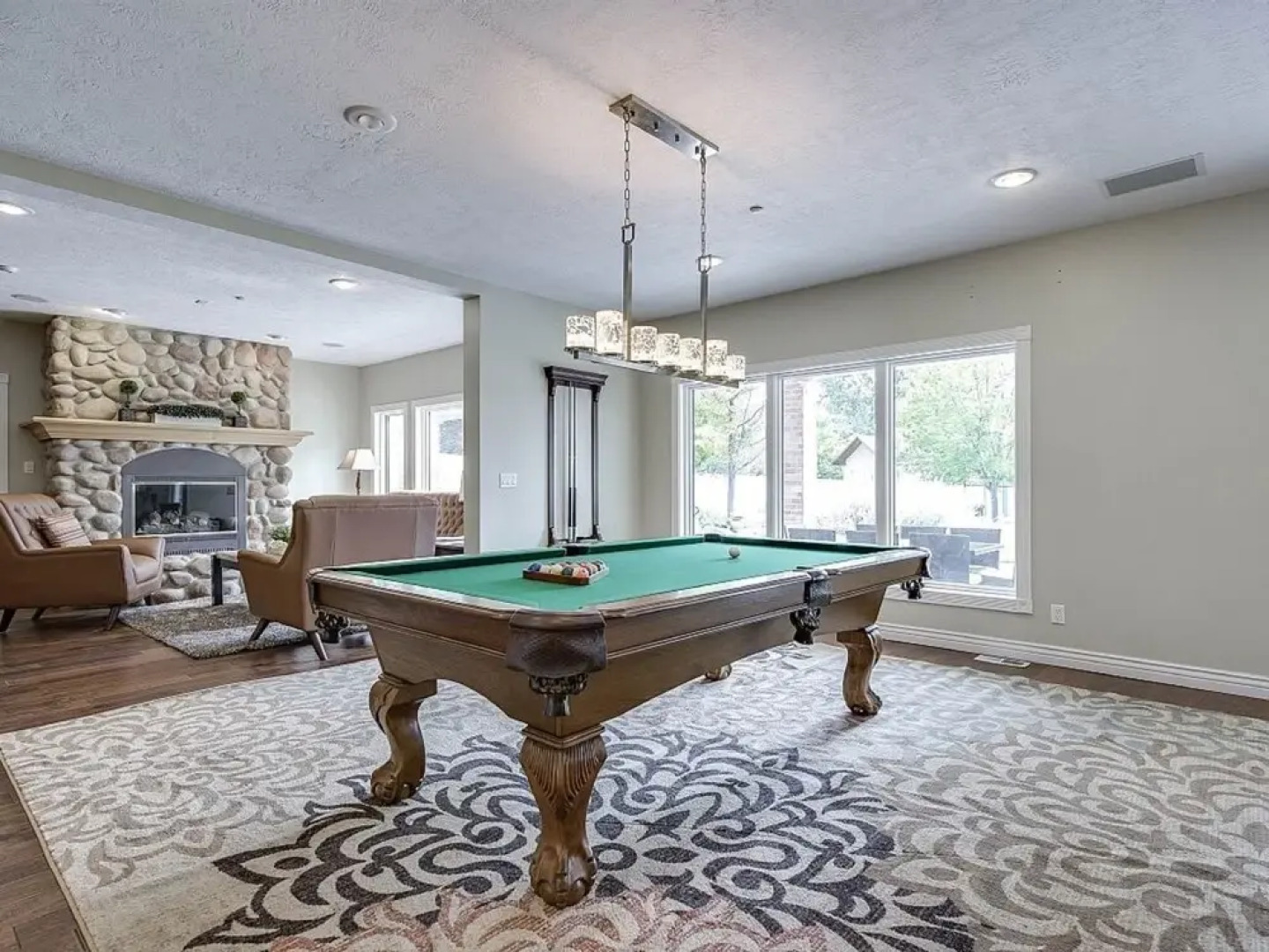 Luxury Estate with Mountain Views