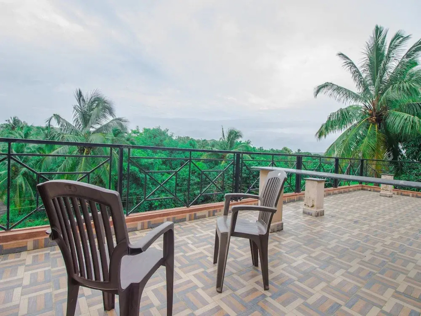 OYO 17065 Home Elegant Studio Mandrem