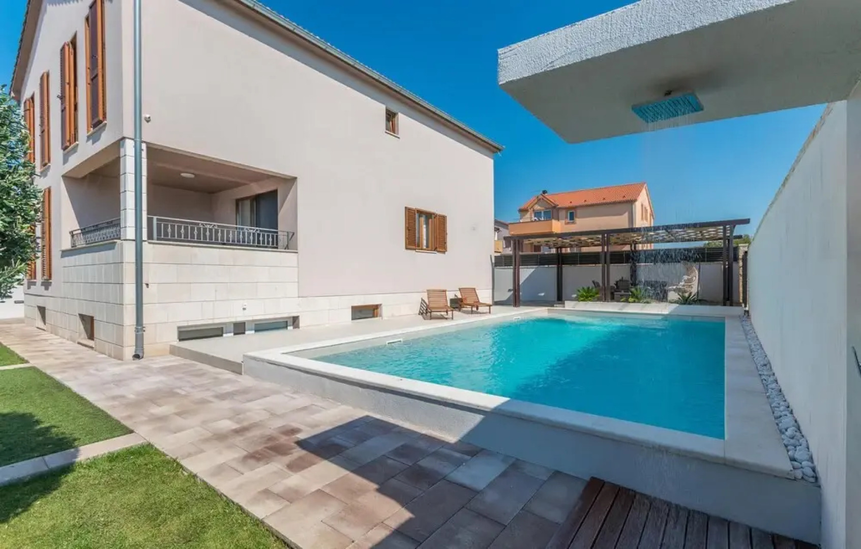 Amazing Home in Biograd na Moru With 4 Bedrooms, Wifi and Outdoor Swimming Pool