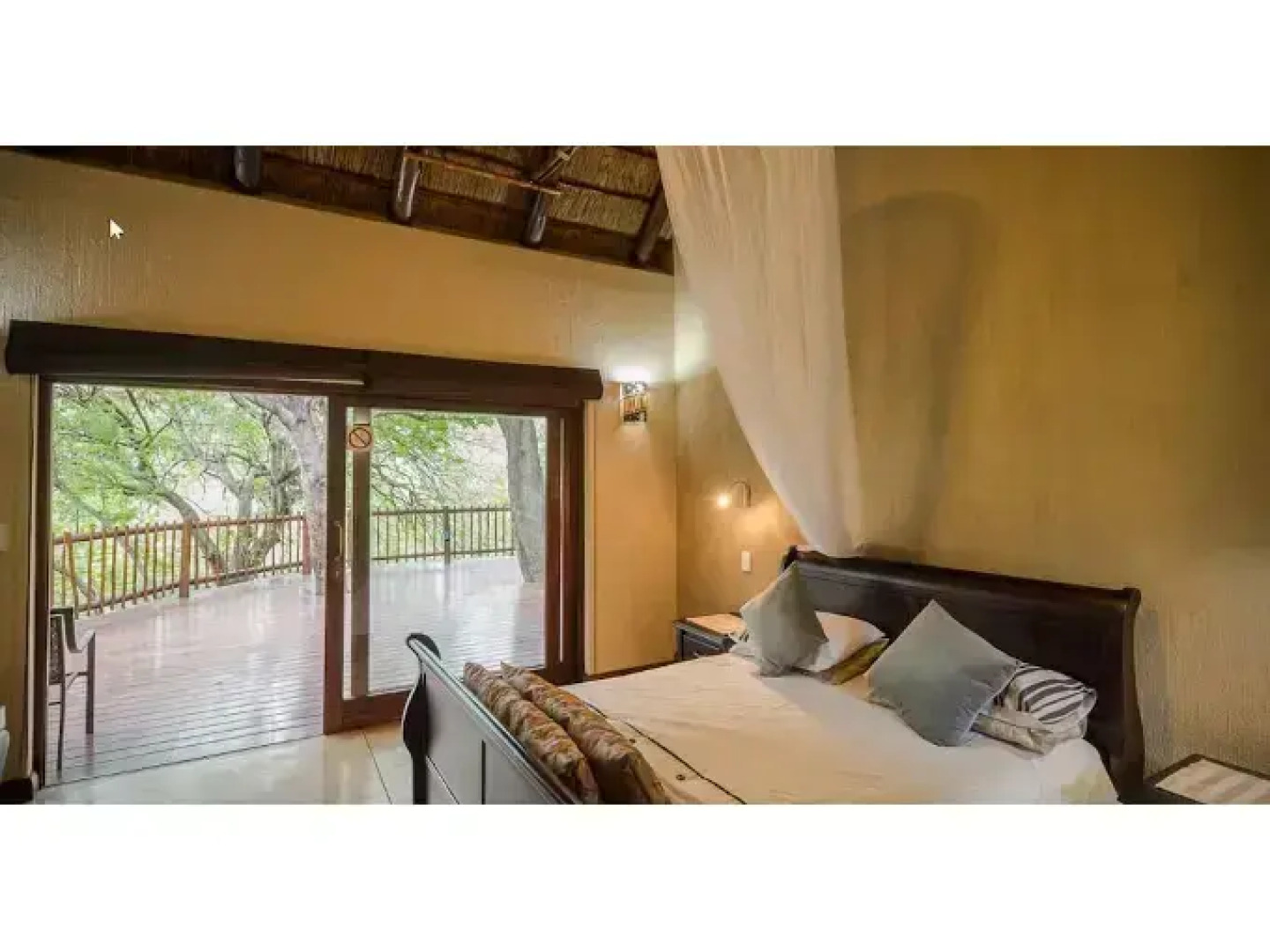 The Island River Lodge