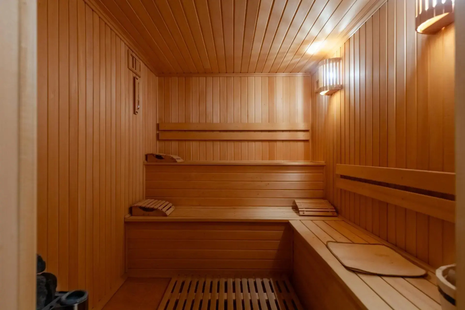 Дом Звезда 2000