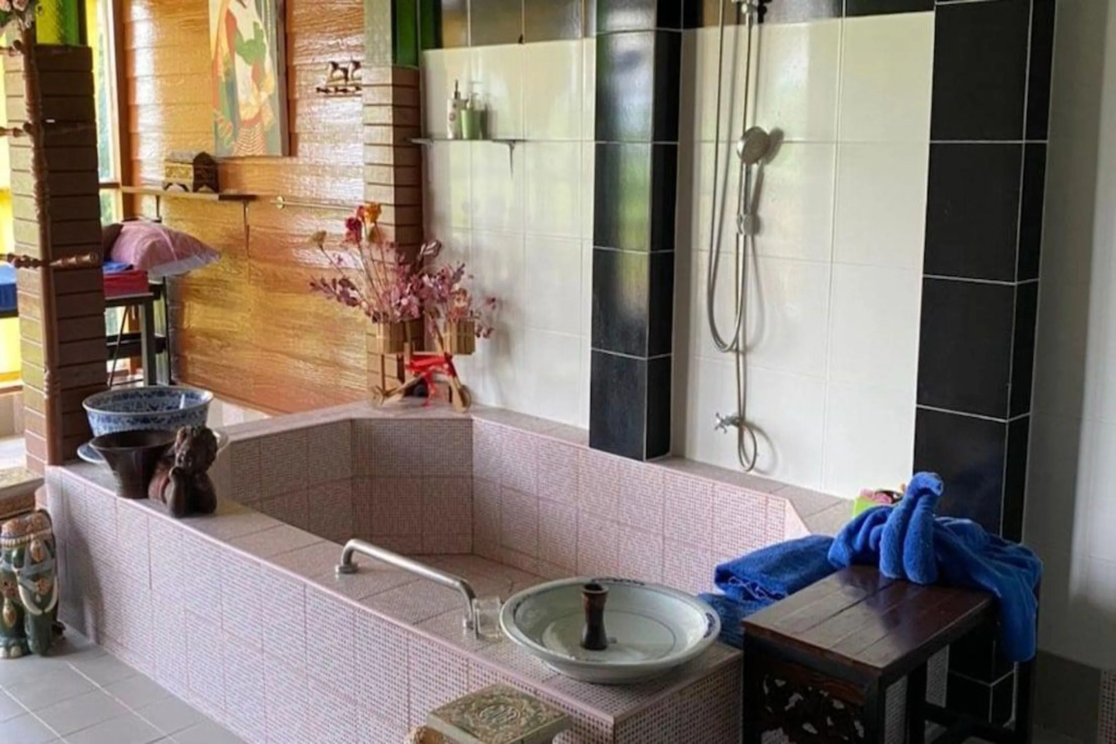 Viewdoi Art and Resort by ZUZU