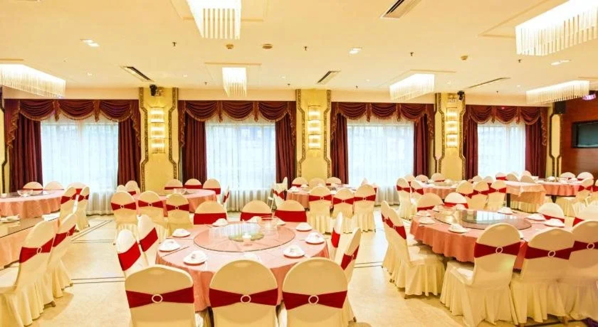Dinghe Hotel