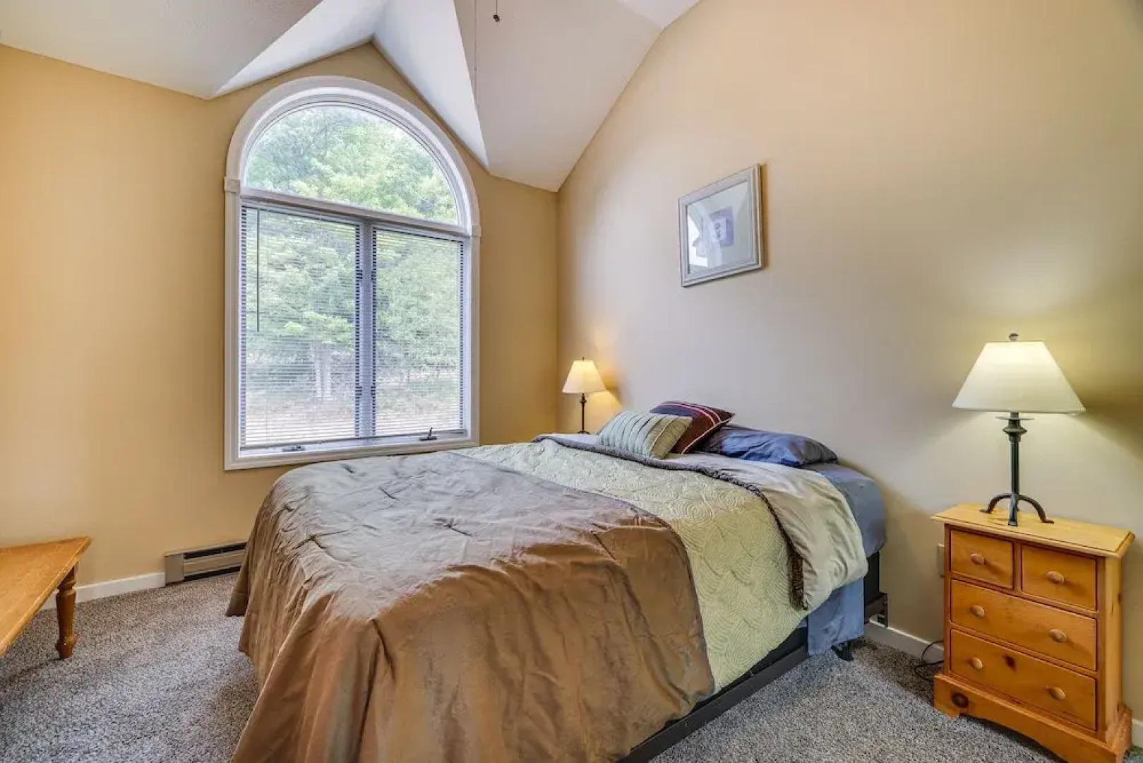 Deck & Pool Access: Lake Harmony Home!