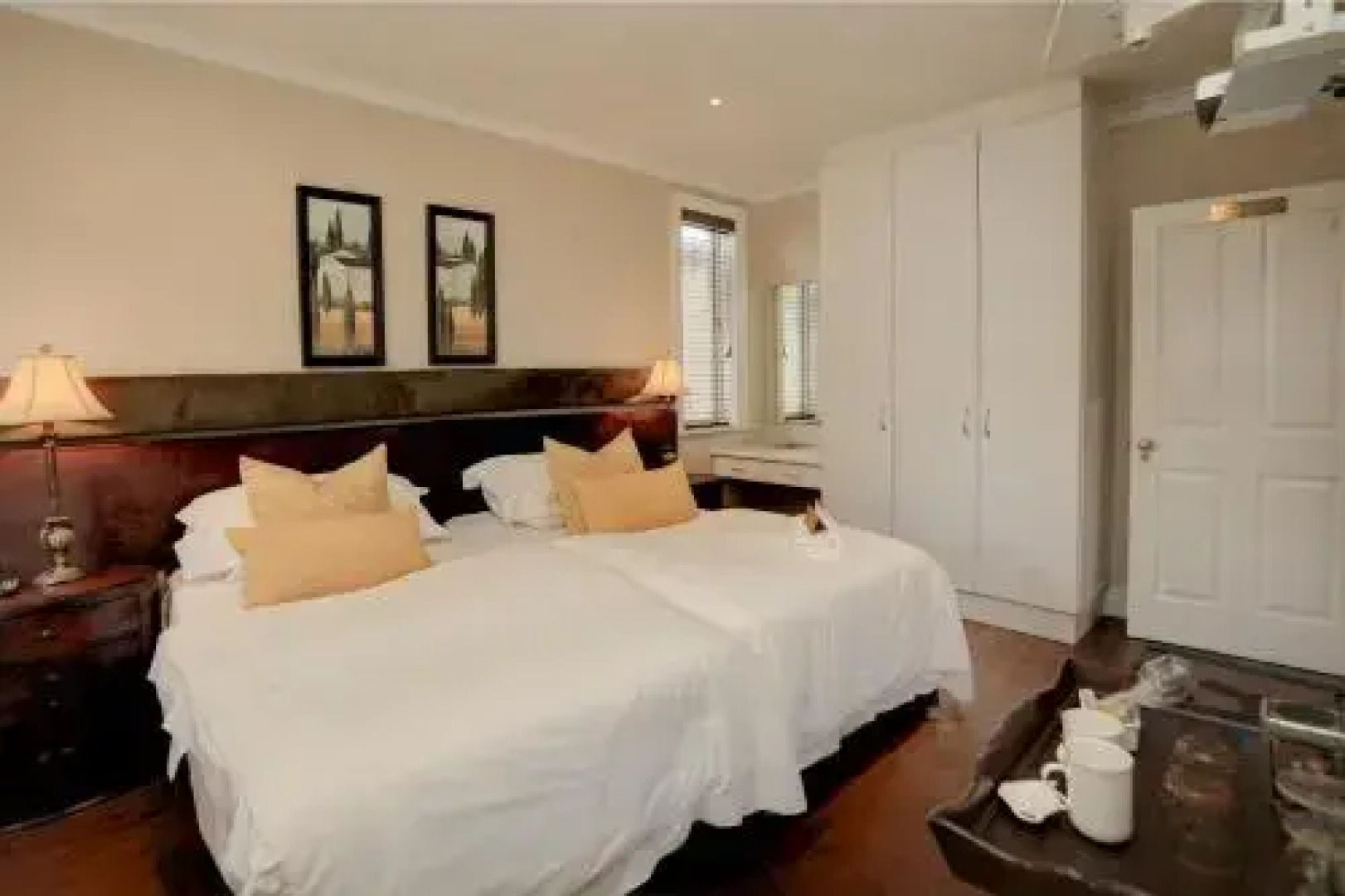 Clementine Guesthouse