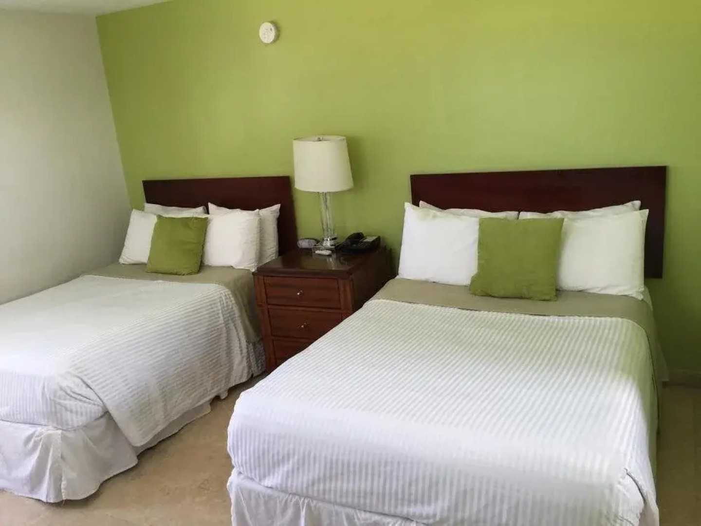 Smuggler's Cove Resort and Marina