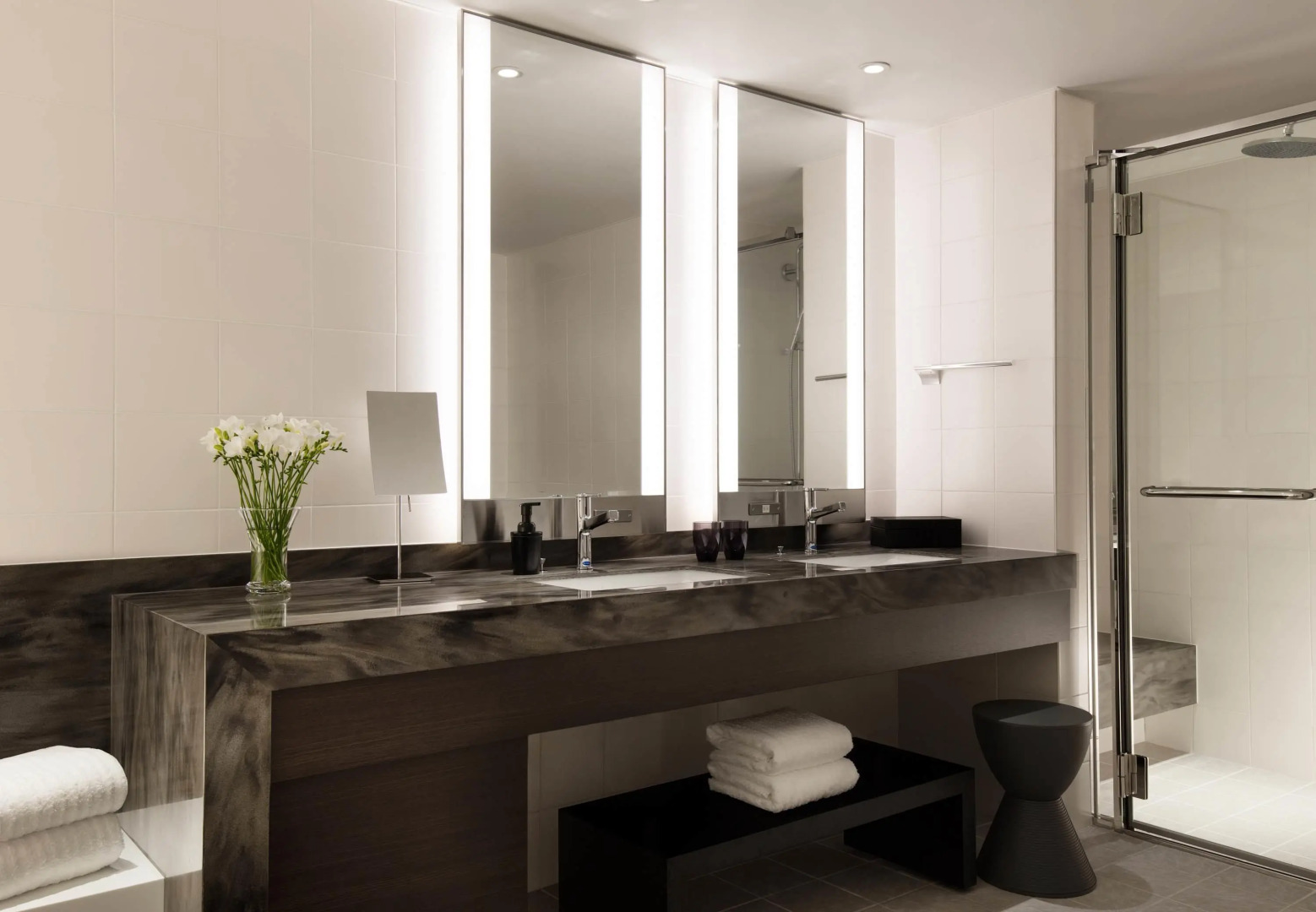 Courtyard by Marriott Shin-Osaka Station