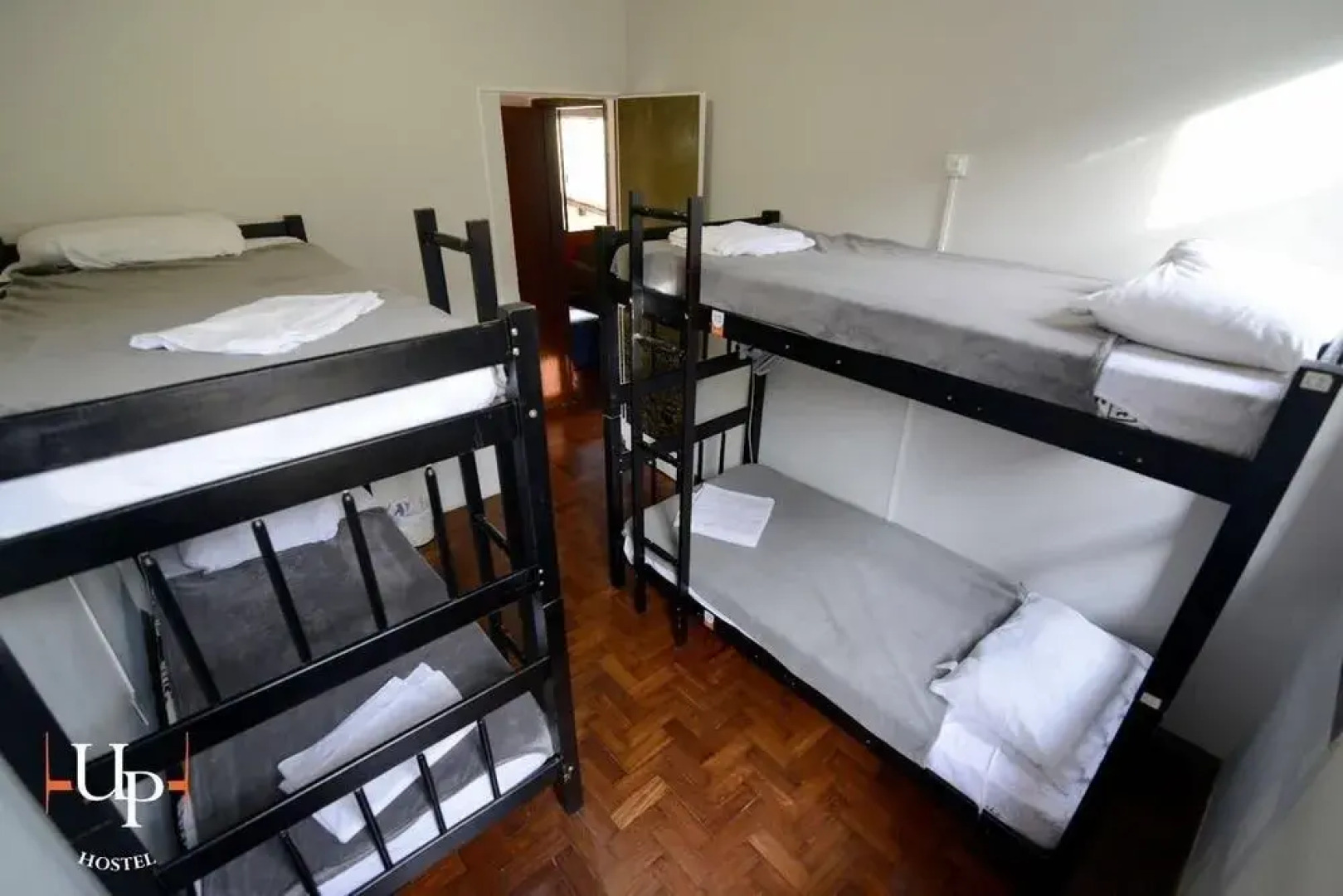 Universidade Pampulha Hostel - H2UP