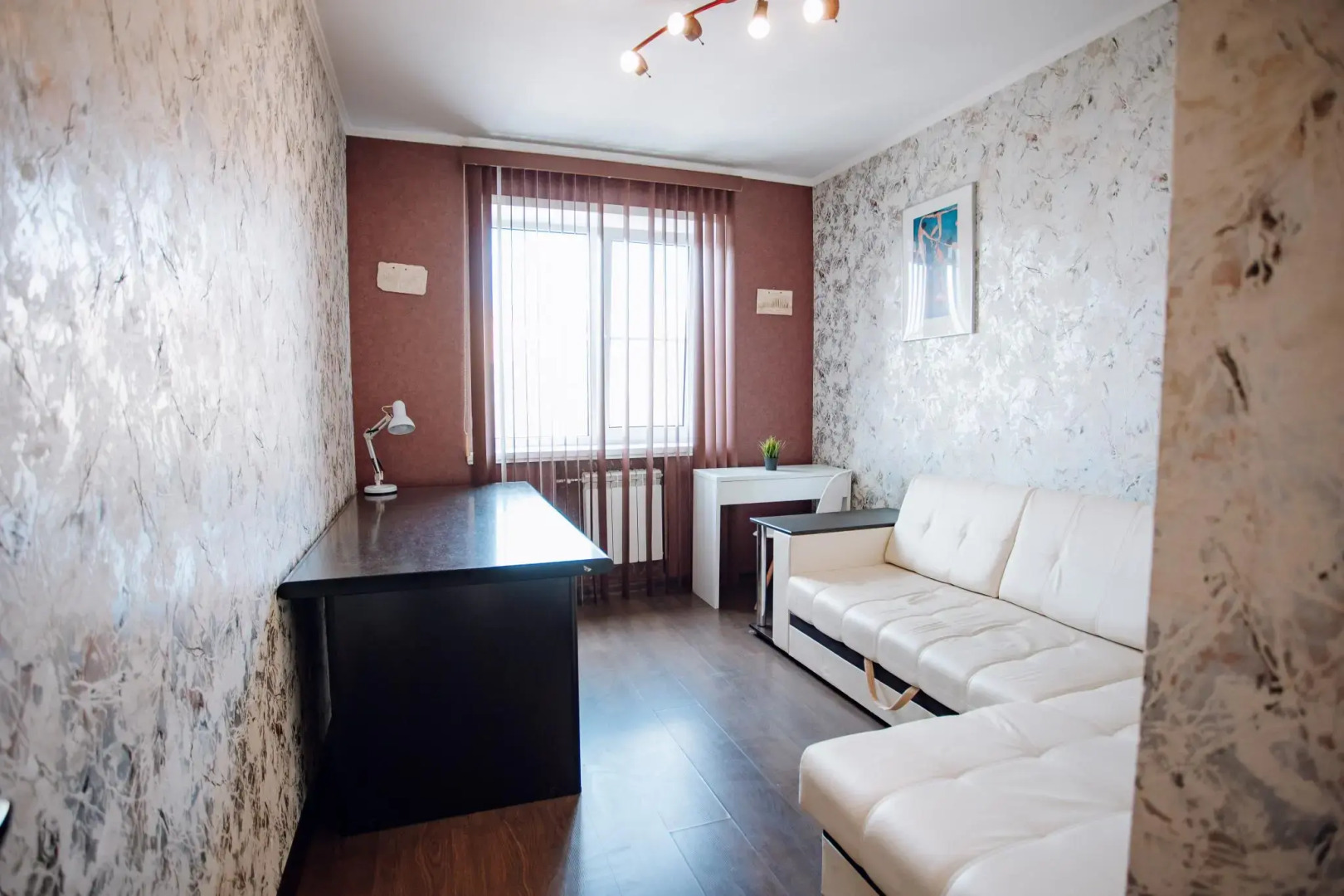 Tolstoy Apart Лейтейзена 6