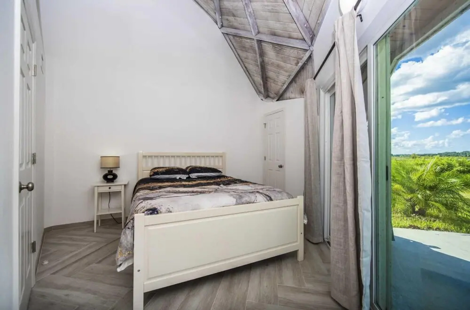 Paradise 04 - Lake Sumner