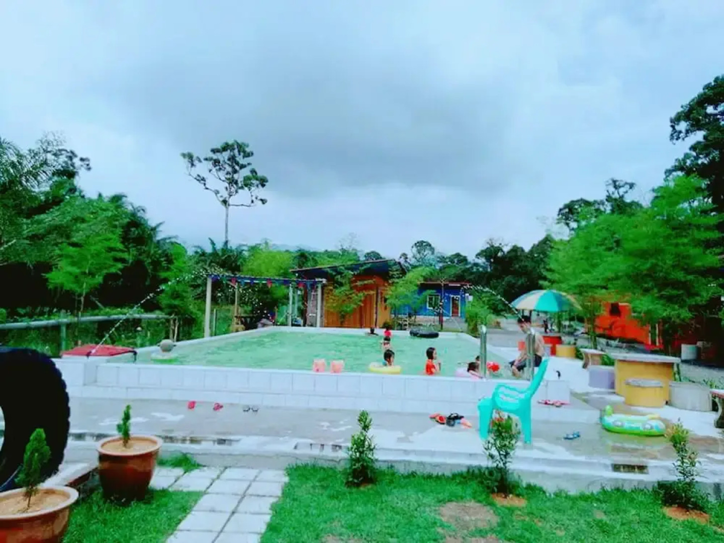 5 Stone Cabin Chalet