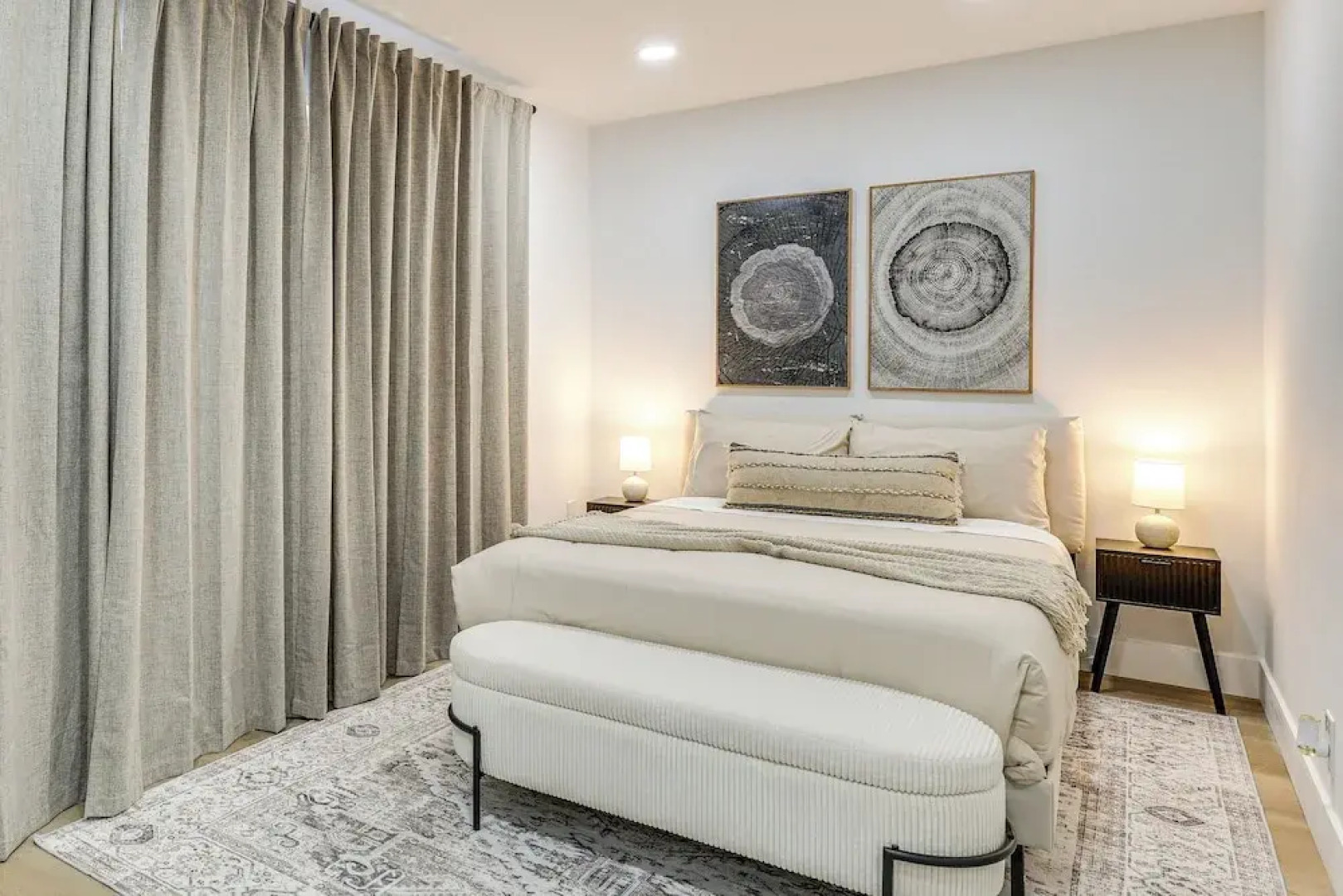 Walk to City Center: Modern Coral Springs Getaway