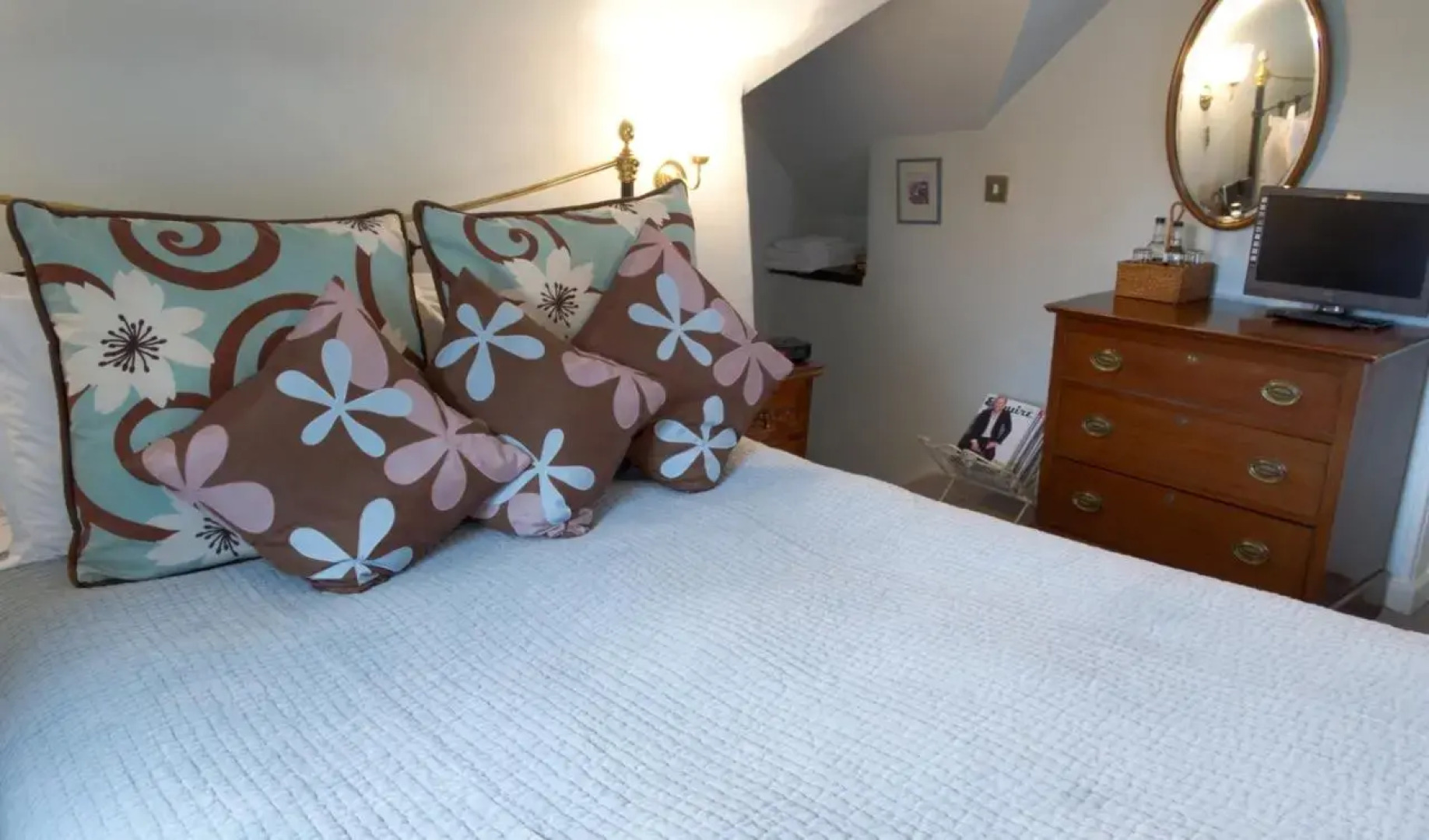 Tyddyn Llan Restaurant with Rooms