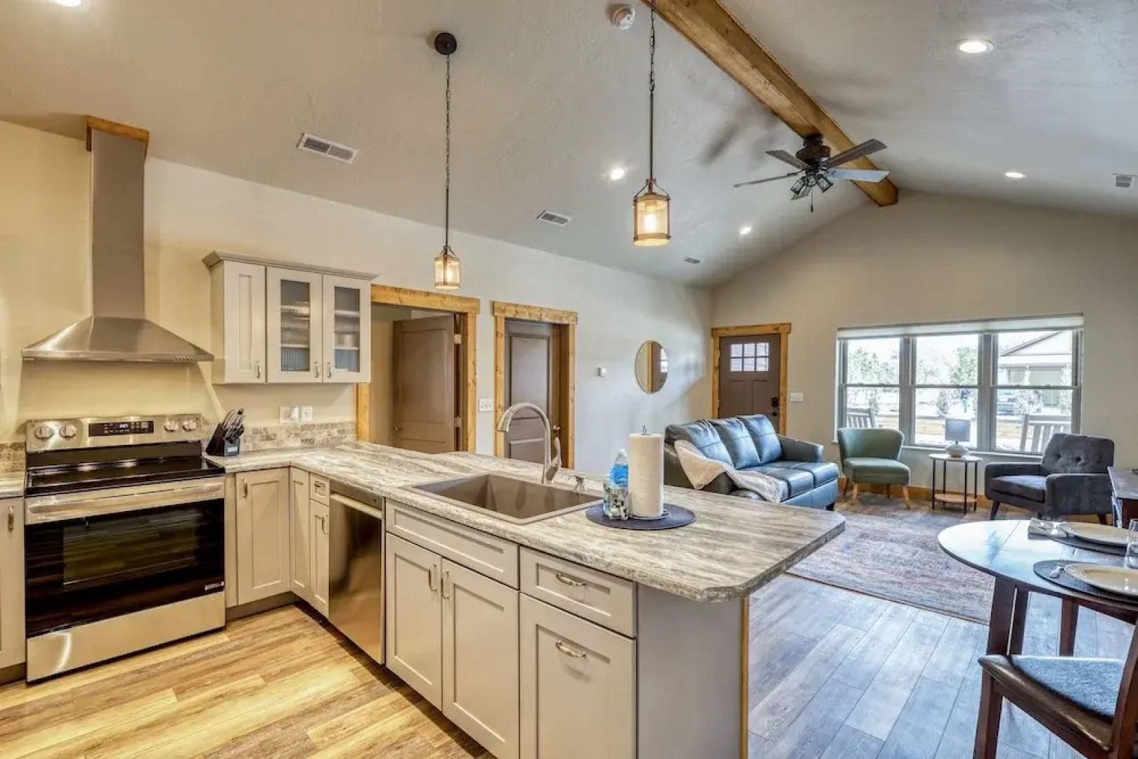 Lincoln s Lodge A Condo for the Honest Bold