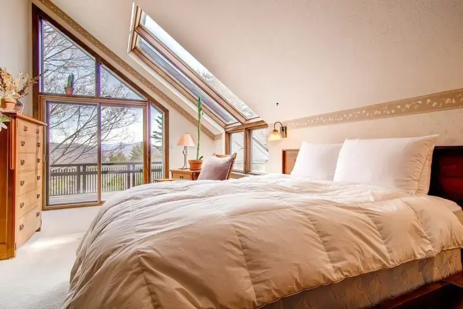 Shangri-La, Houses at Pittsfield