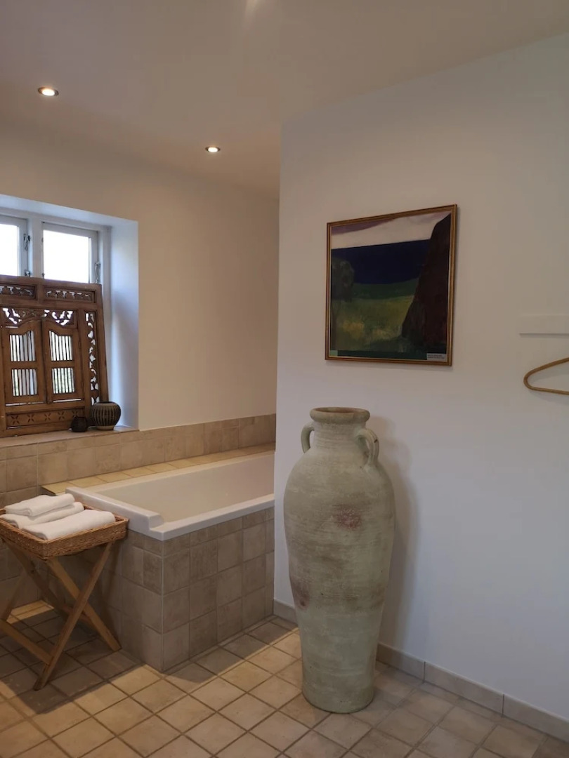 MidtGolf Guest house