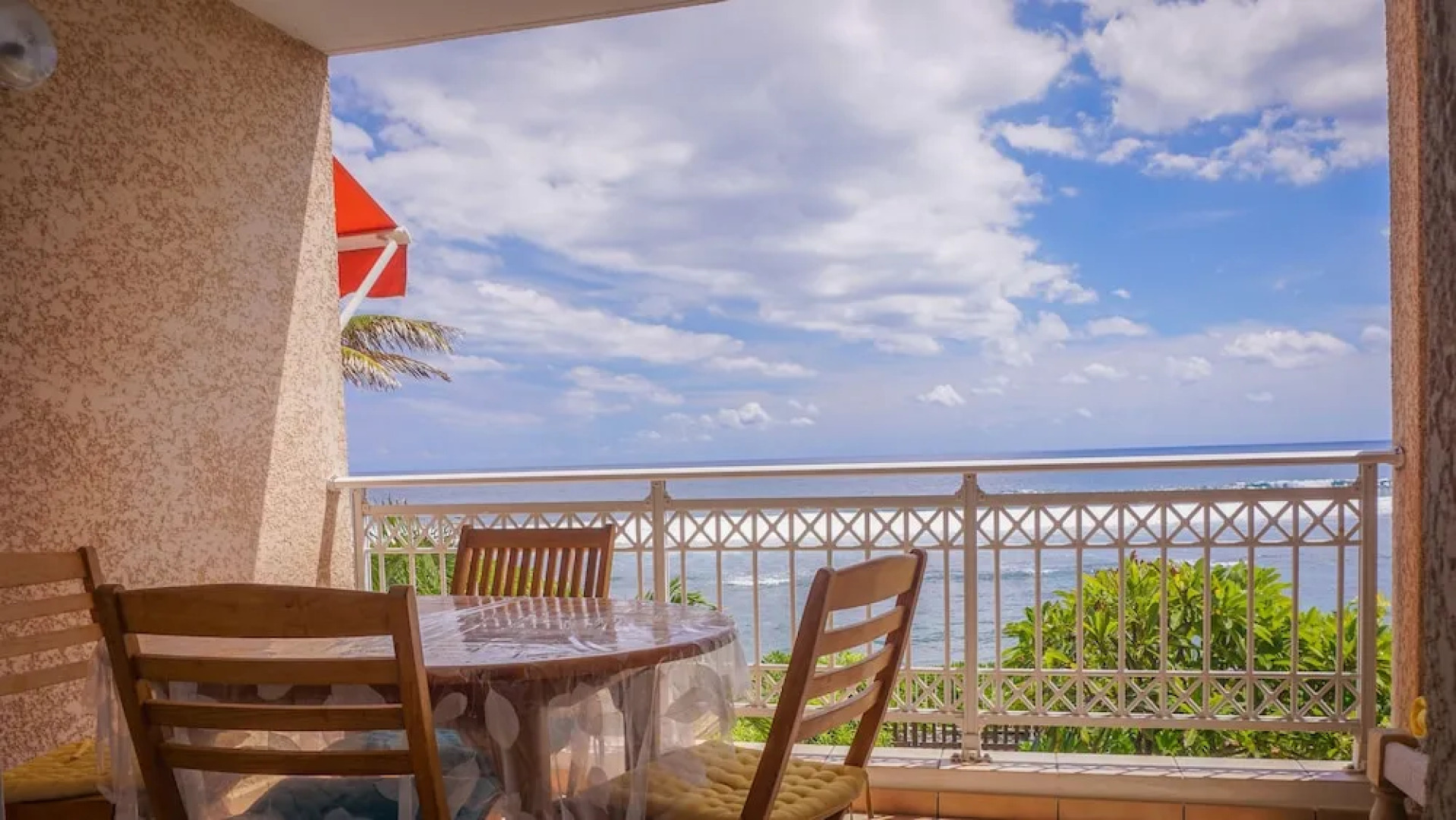 Charmant F2 Trois Bassins