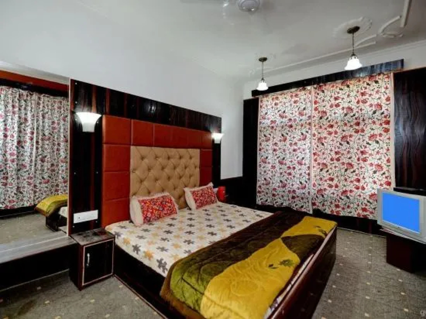 Green Kohinoor Resort