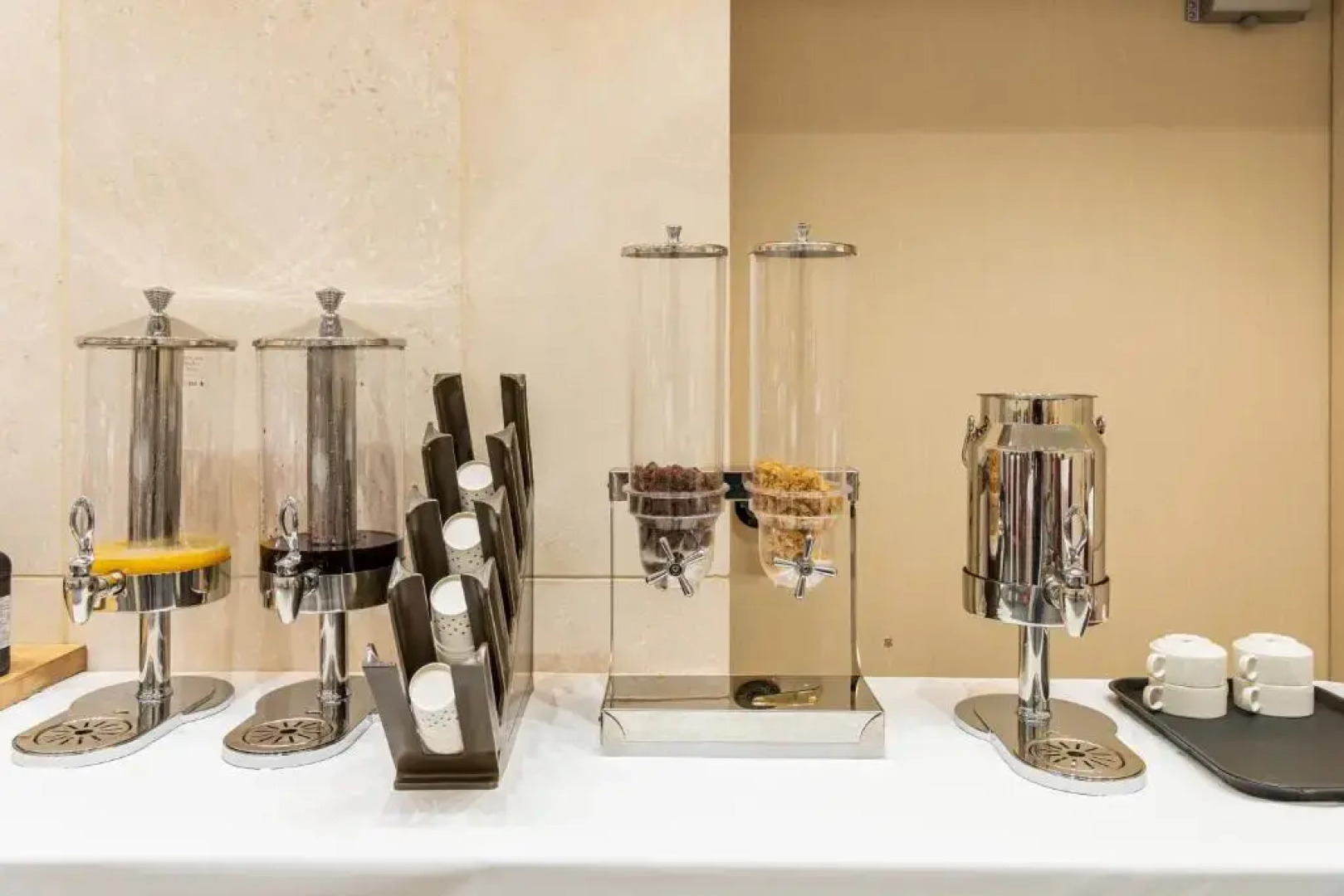 Hotel The Grang Seogwipo