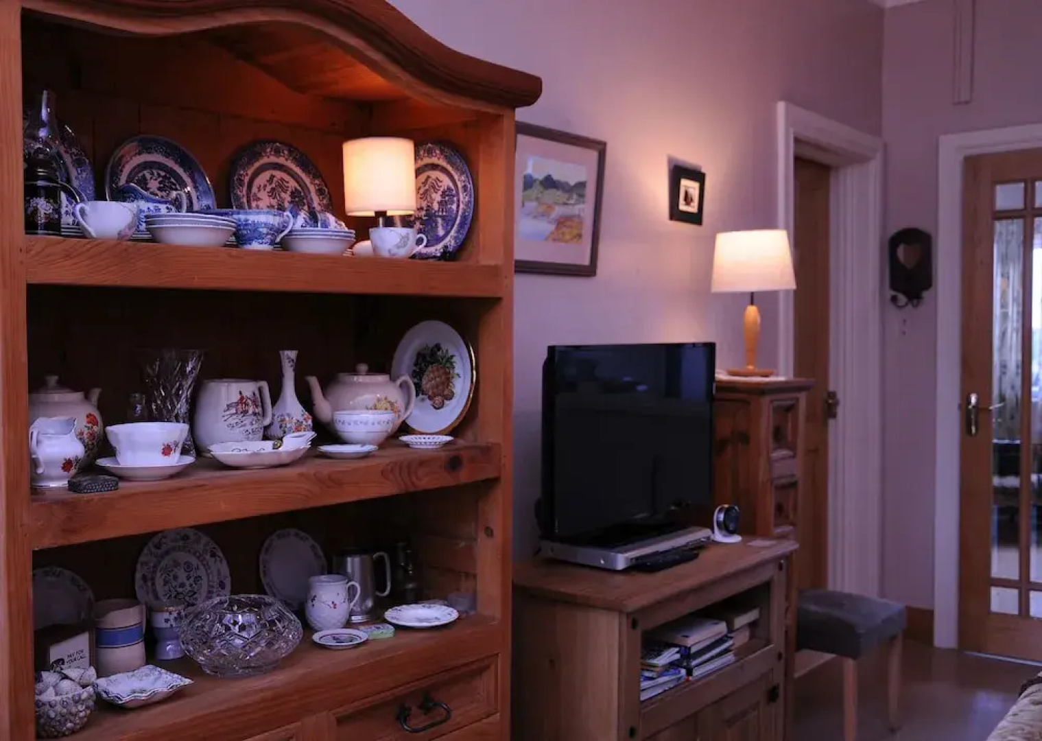 4-bed Cottage in Co. Galway 5 Minutes From Beach