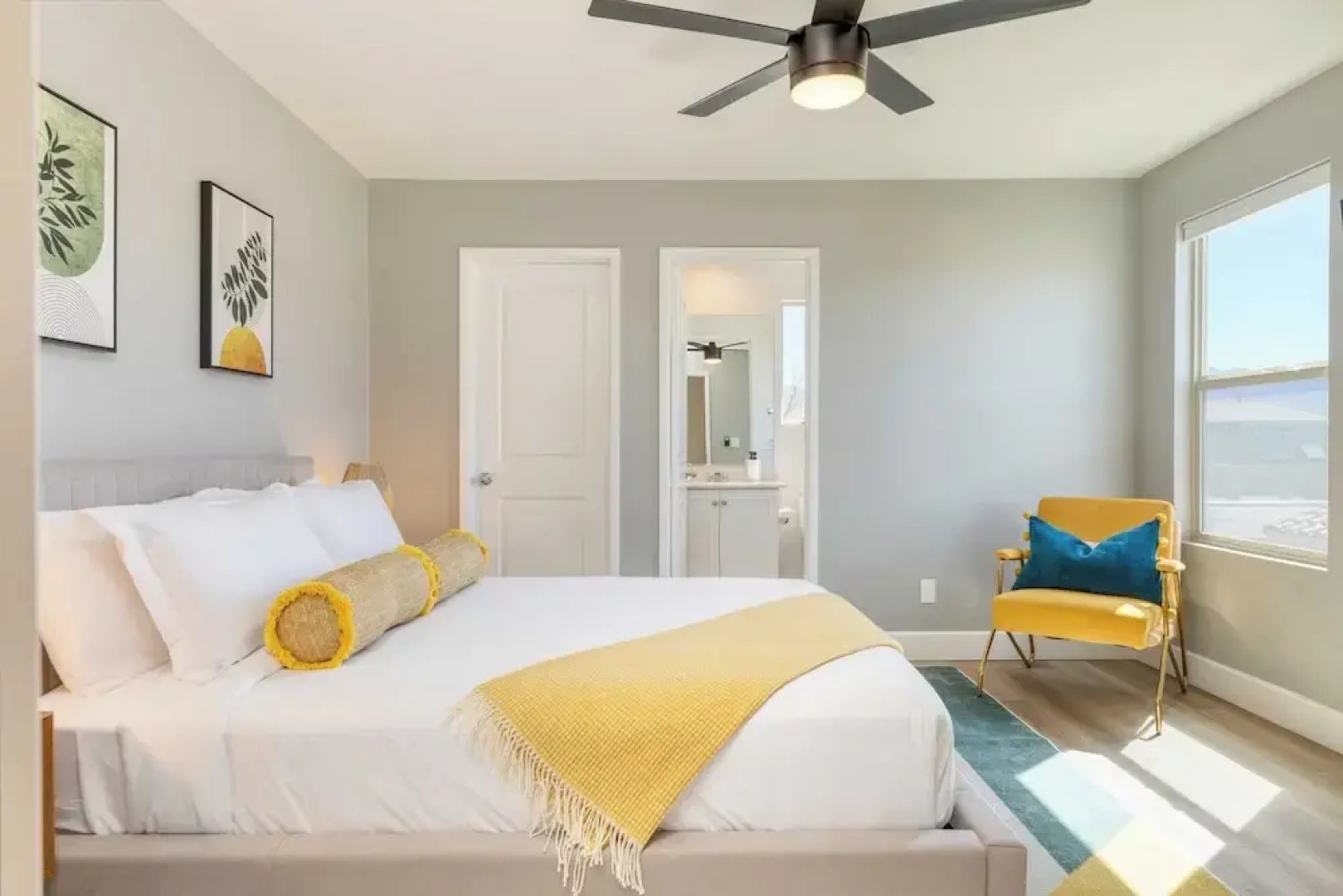 Desert Eden by Avantstay 6BR w/ Ensuite Backyard Oasis w/ Pool & Hot Tub!