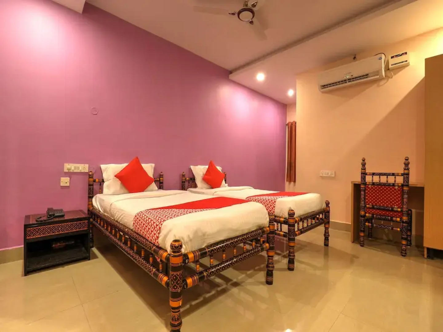 OYO 14027 Dsr Residency